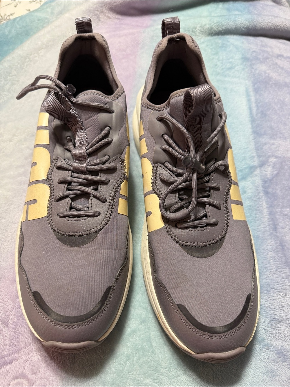 Gray Athletic Sneakers with cream Accent